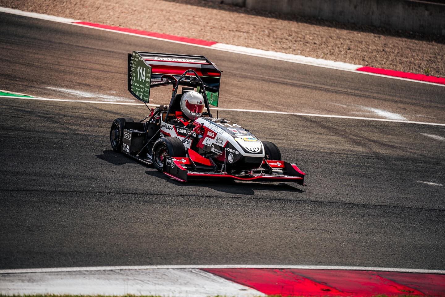 RT14e at the competition in Italy